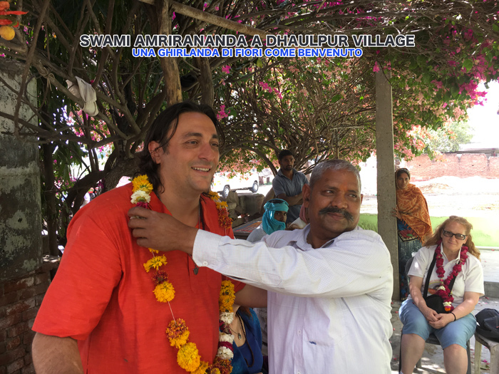 Accoglienza nel villaggio di Dhaulpur